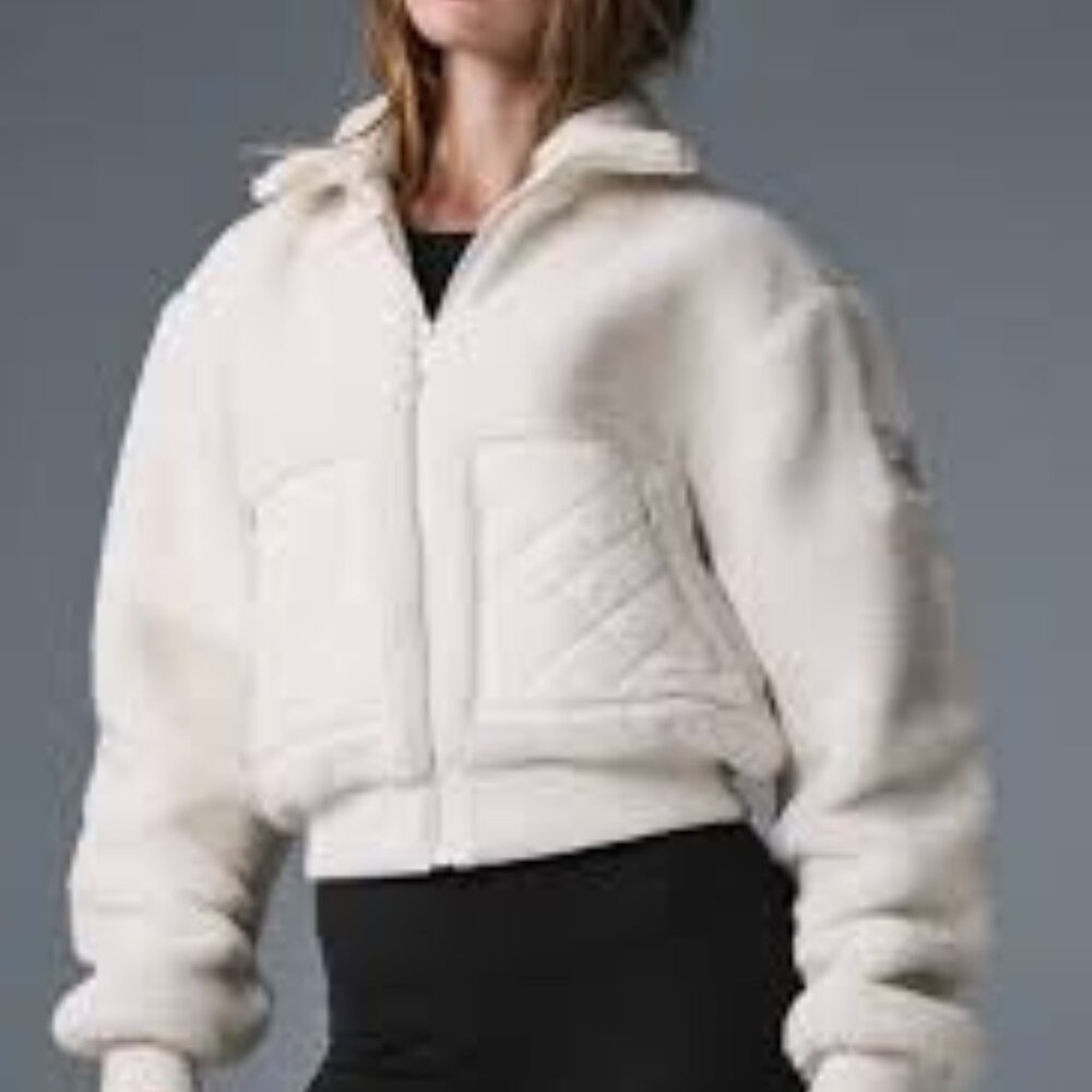 Alo Yoga Women's white Jacket Size s